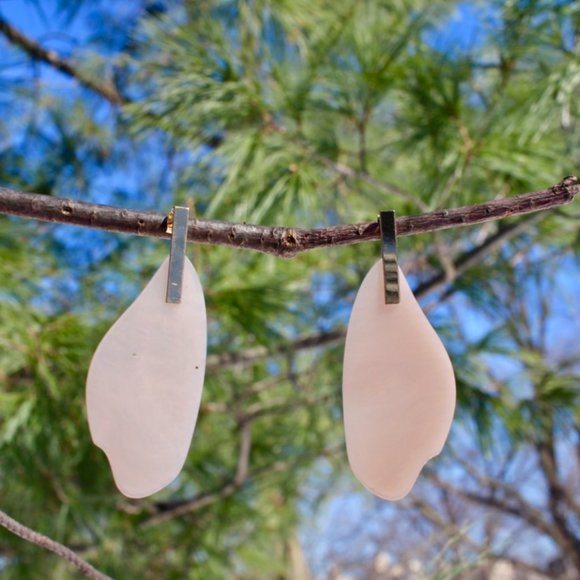 18K Gold Blush Pink Cream Teardrop Earrings - Picture 7 of 9